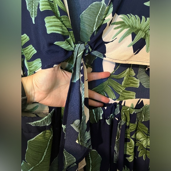 Plus size tropical print maxi dress with cut out and tie front, 3X - Picture 3 of 5